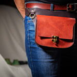Sacoche ceinture cuir oduble tannage rouge, 18x15x4cm, 95€